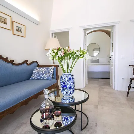 Elegant Santorini Aloia Private Hot Tub Air Conditioning *