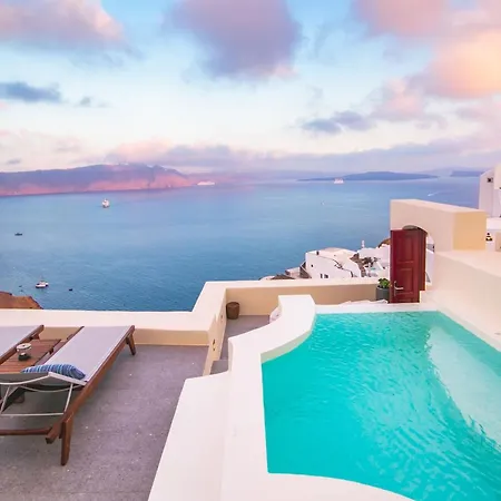 Elegant Santorini Aloia Private Hot Tub Air Conditioning Villa