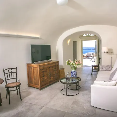 Villa Elegant Santorini Aloia Private Hot Tub Air Conditioning Ía