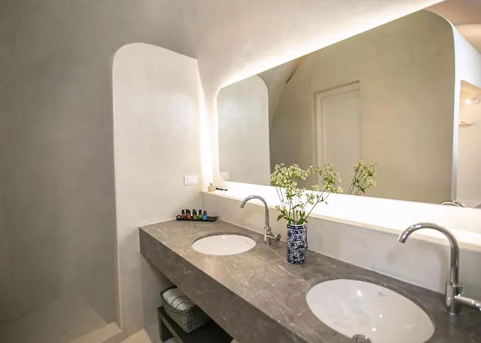 Elegant Santorini Aloia Private Hot Tub Air Conditioning イア