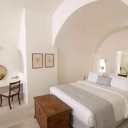 Elegant Santorini Aloia Private Hot Tub Air Conditioning Villa
